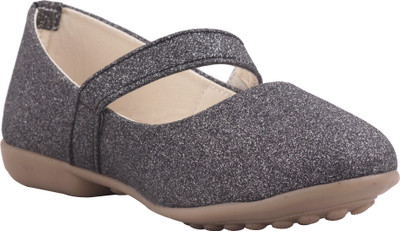 

77 seventy seven Girls Velcro Ballerinas(Black