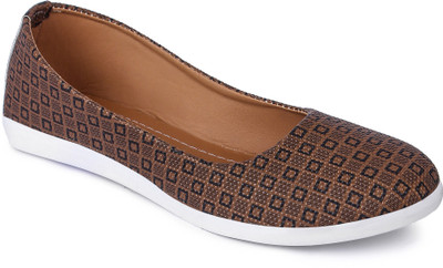

Bapu Beta Bellies For Women(Brown