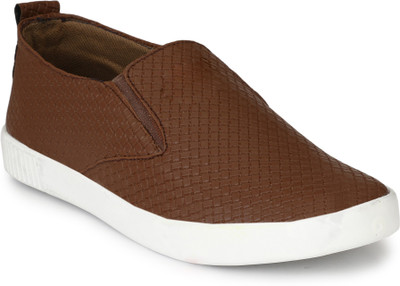 

Style Shoe Perfect Stylish Sneakers For Men(Brown