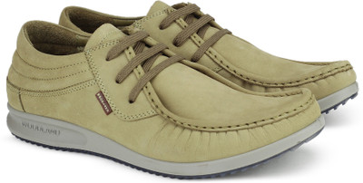 20 OFF on WOODLAND Casuals For Men Brown on Flipkart