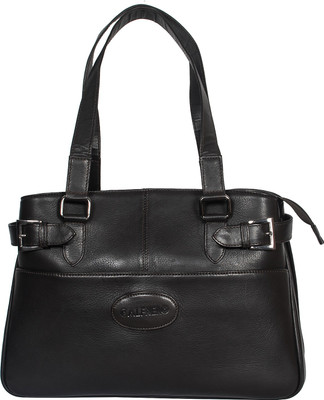 

Calfnero Hand-held Bag(Black)