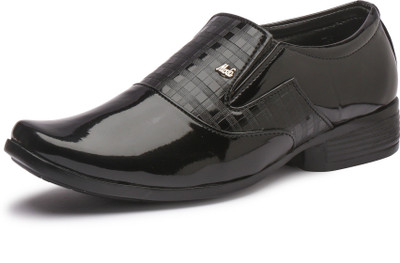 

Lockey Boys Slip on Oxford Shoes(Black