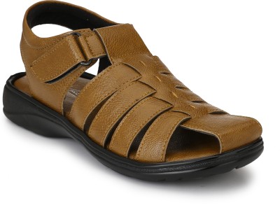 Knoos Men Sandals(Tan , 7)