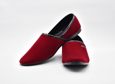 

Reons Casuals For Men(Red, Stm-008-red