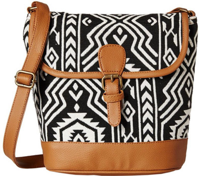 

Kanvas Katha Women Casual Multicolor Acrylic Sling Bag