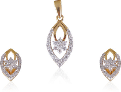 

Jisha Yellow Gold 18kt Diamond Earring & Pendant Set
