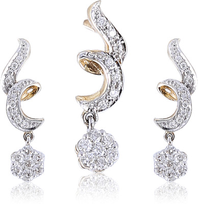 

Jisha Yellow Gold 14kt Diamond Earring & Pendant Set