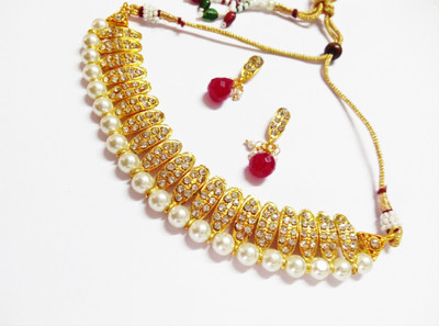 khetlazee Alloy Gold-plated Multicolor Jewellery Set(Pack of 1)