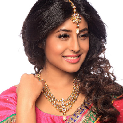 

Sukkhi Alloy Jewel Set(Gold)