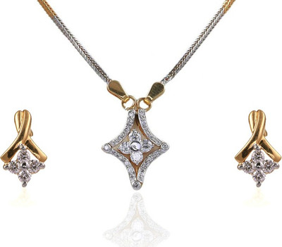 Jisha Yellow Gold 18kt Diamond Earring & Pendant Set