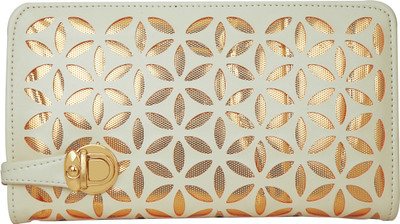

UpShot Casual Beige Clutch