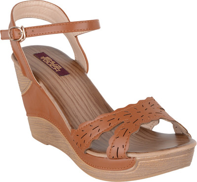 

Shuz Touch Women TAN Wedges