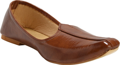 

Kolapuri Centre 4234 Mojaris For Men(Brown