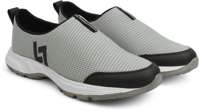 

Zixer Engaging look Running Shoes For Men(Grey, Black