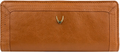 

Hidesign Casual Tan Clutch