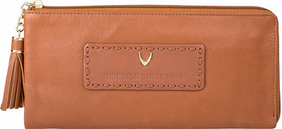 

Hidesign Casual Tan Clutch