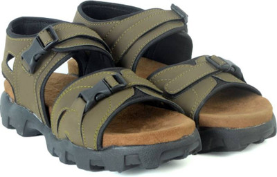 

Dakarr Men Olive Sandals