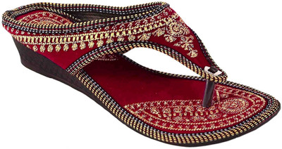 

Ps Women Maroon Casual