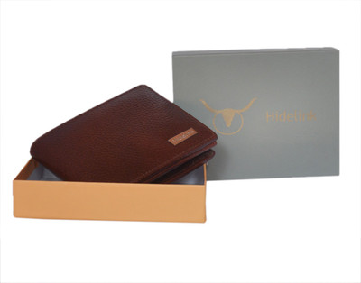 

Hidelink Men Brown Genuine Leather Wallet(6 Card Slots)