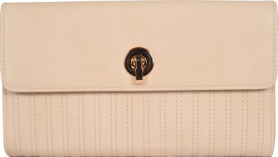 

Lino Perros Casual White Clutch
