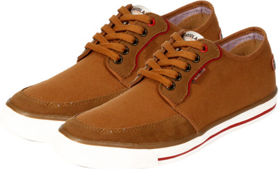 

Woodland Sneakers For Men(Brown, Camel