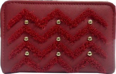 

mselactos Casual Maroon Clutch