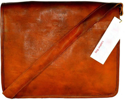 

PINO Messenger Bag(Brown)