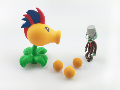 

ZenShanti PVZ Plants vs Zombies Peashooter Action Figure Toy for Kids(Orange)