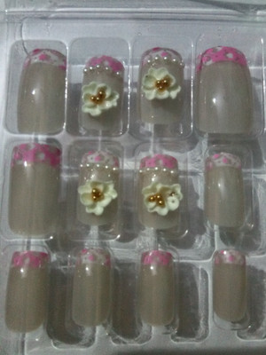 

NAIL ART 12 Stone Design Nails(Pack of 12)