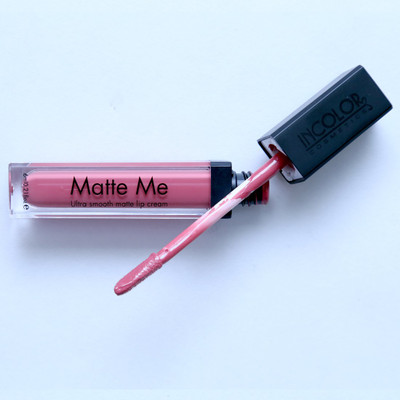 

Incolor Matte Me Liquid Lipstick(N418, 6 ml)
