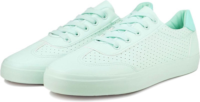 

Ripley Neon Leatherette Series Canvas Shoes For Men(Green, Neon green