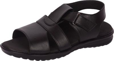 

Vonzo Men Black Sandals