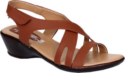 

Dolphin Miles Women Tan Wedges