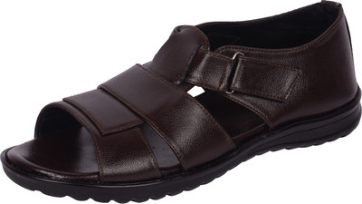 

Vonzo Men Brown Sandals