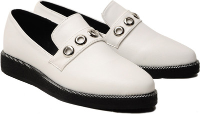 

Klaur Melbourne Casuals For Women(White