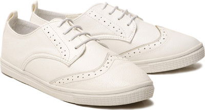

Klaur Melbourne Casuals For Women(White