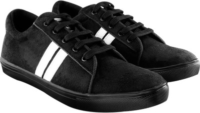 

CLOSHO Black Casual Shoe Sneakers For Men(Black