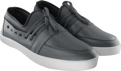 

CLOSHO Grey Casual Shoe Sneakers For Men(Grey