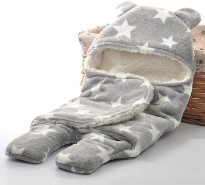 

Brandonn Polka  Hooded Baby Blanket(Polyester, Grey