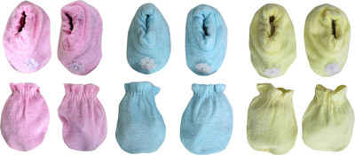 

ANNAPURNA SALES 100% Pure Soft Cotton New Born Baby Booties Mittens Combo Pack of 6 Pair - ( 0-6 Months ) !! Skin Friendly n Premium Quality !!(Multicolor)