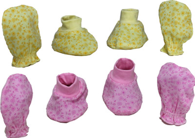 

ANNAPURNA SALES 100% Pure Soft Cotton New Born Baby Booties Mittens Combo Pack of 4 Pair - ( 0-6 Months ) !! Skin Friendly n Premium Quality !!(Yellow, Pink)