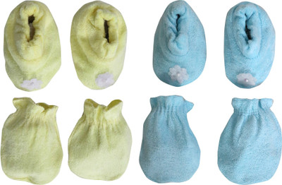

ANNAPURNA SALES 100% Pure Soft Cotton New Born Baby Booties Mittens Combo Pack of 4 Pair - ( 0-6 Months ) !! Skin Friendly n Premium Quality !!(Yellow, Blue)