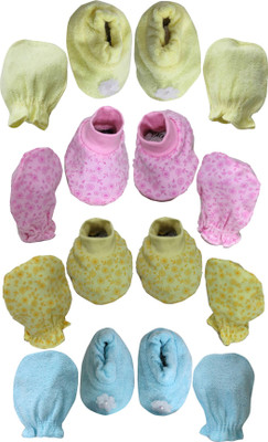 

ANNAPURNA SALES 100% Pure Soft Cotton New Born Baby Booties Mittens Combo Pack of 8 Pair - ( 0-6 Months ) !! Skin Friendly n Premium Quality !!(Multicolor)