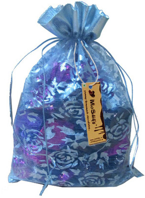 

Moshiks WHITE RAISINS 100 GM CHOCOLATE MULTICOLOR POUCH Bars(0.1 kg)