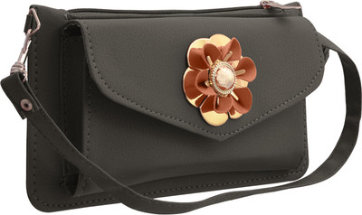 

TAP FASHION Casual Grey Clutch