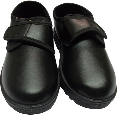 Adonis Girls Velcro Ballerinas(Black