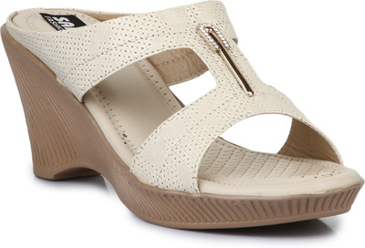 Sapatos Women Beige Wedges