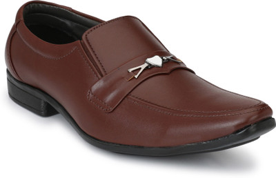 

Parmar Foot Style Comfortable Light weighted Slip On For Men(Brown