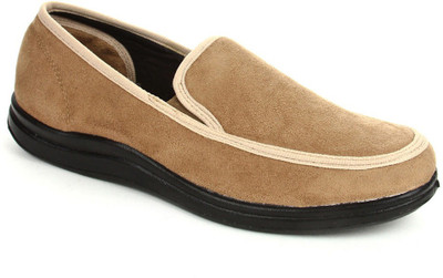 

Liberty Gliders Canvas Shoes For Men(Beige, Light beige