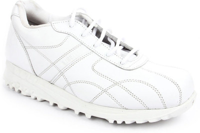 

Liberty 9906-05 Training & Gym Shoes For Men(White